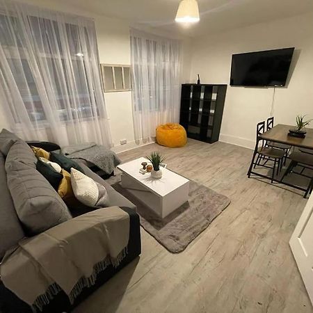 Spacious 2 Bedroom On Tower Bridge Londyn Zewnętrze zdjęcie